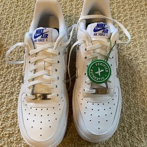 BRAND NEW - Nike Air Force 1LX - White Size 7